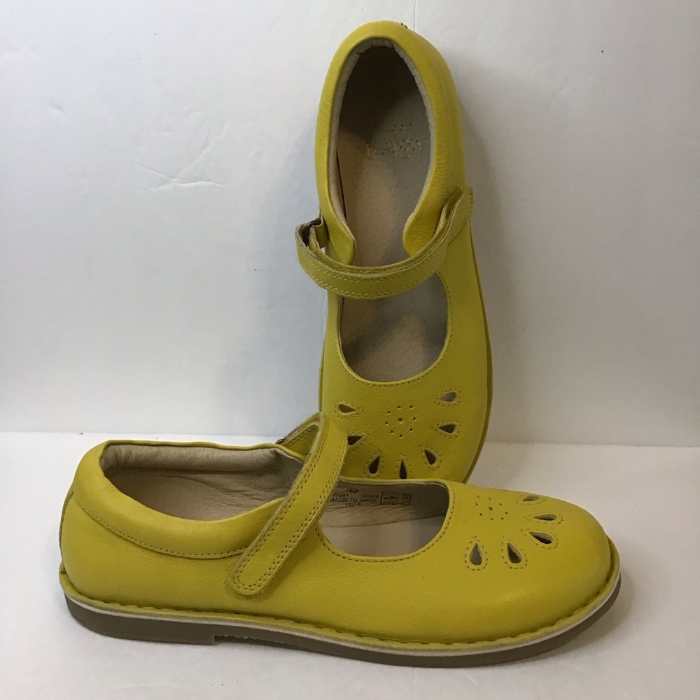MINI BODEN Yellow Leather Mary Jane Flats with Perforated Detail 39 - Picture 2 of 7